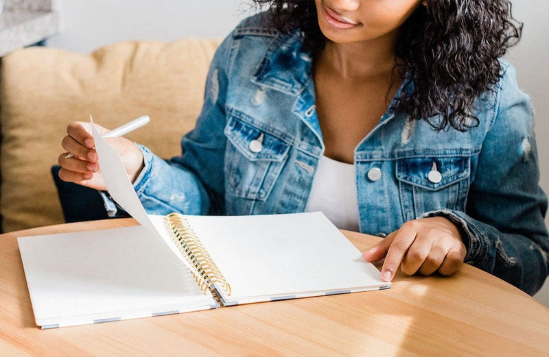 Five Ways a Planner Simplifies Your Life and Boosts Productivity